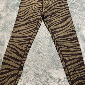 Calvin Klein Black and Green Performance Leggings